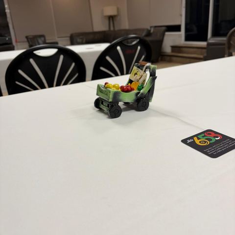 Jamaican crafts as centrepiece!
